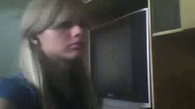 Petite Teenage Girl Suddenly Pulled Out a Cock  - video # 02