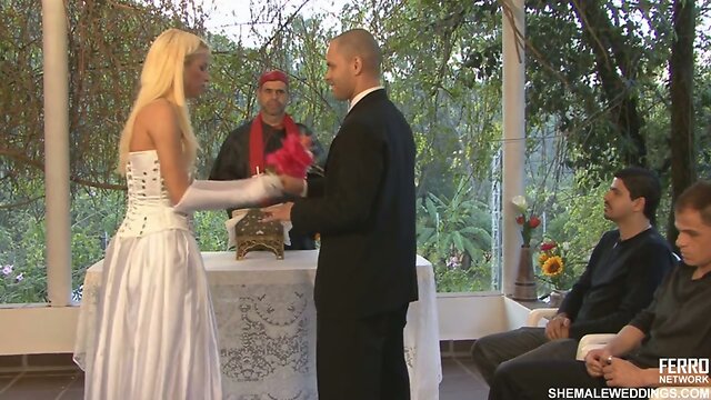 Outdoor fucking with Dany