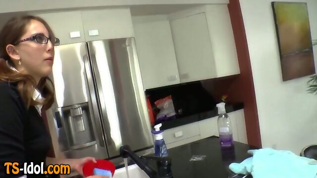 Shemale fucks teen pussy