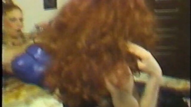 Wild Ride with the Doctor in Drag: Curves, Pleasure, Excitement!