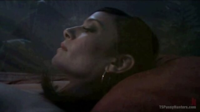 Ts Nina Seduces Beretta after She is Spooked from Telling Stories