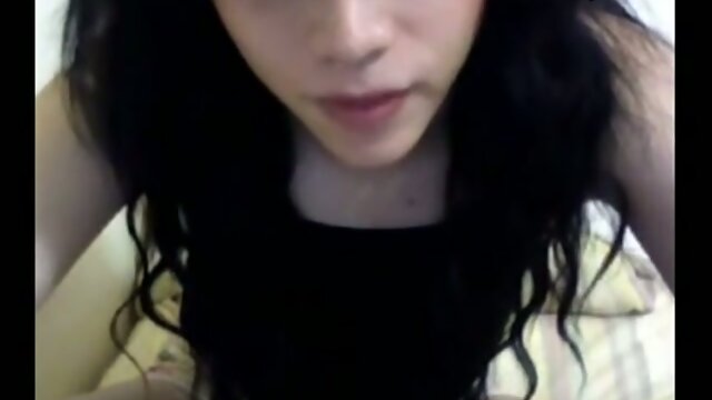 Teen cutie jerks by webcam