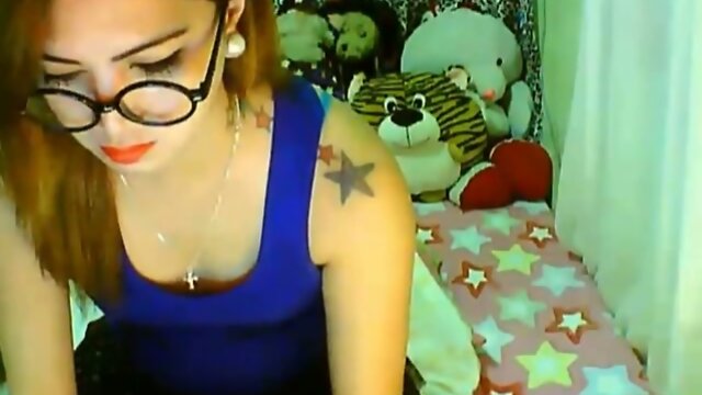 Cute Asian Tranny Jerking Off her Cock