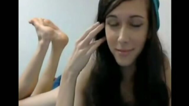 Pretty Boy Passion: Sensual Visuals and Seductive Performances