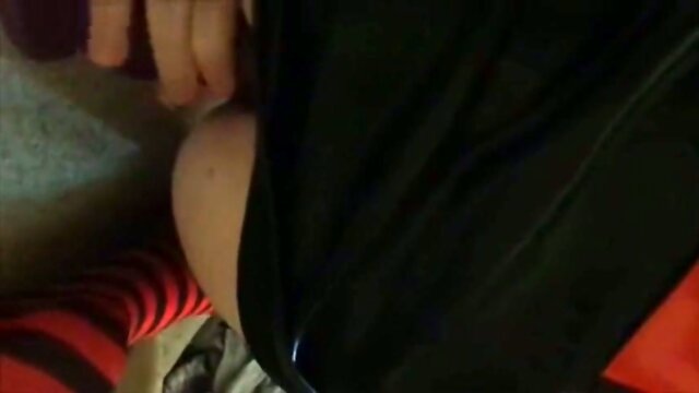 Lonely CD webcam solo scenes