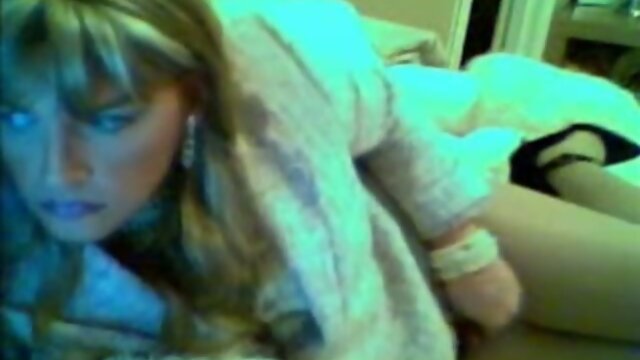 Be Mesmerized by the Hot & Horny On-Cam Show!