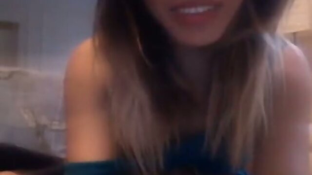 Stunning Beauty: An Alluring Performance of Curves and Sensuality