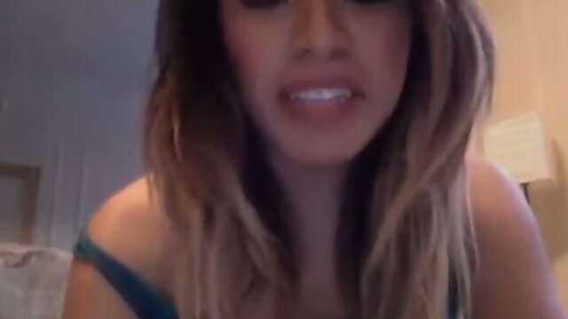 Stunning Beauty: An Alluring Performance of Curves and Sensuality