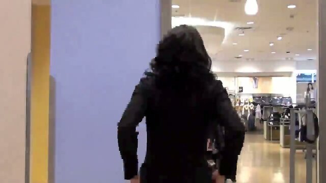 shemale in fitting selects skirt