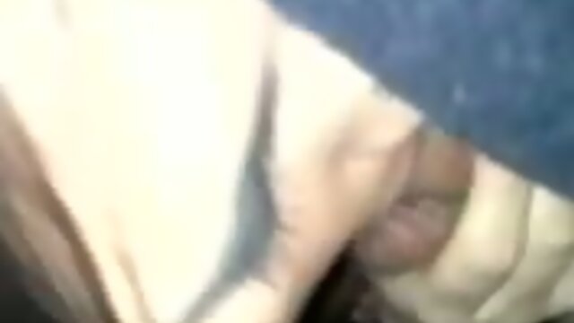 travesti Lara agziyla bosaltiyor adami