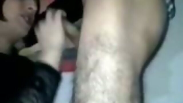 travesti Lara agziyla bosaltiyor adami