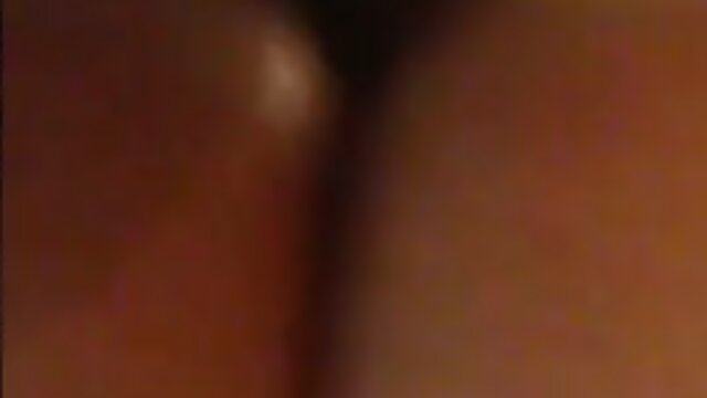 TS kitty On Her stuff