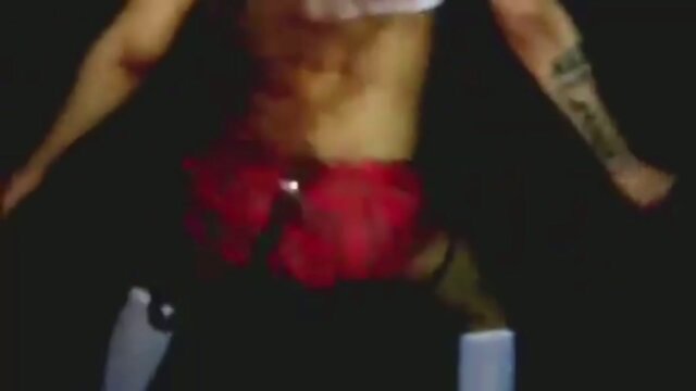 SEXY tranny twerk twerking!