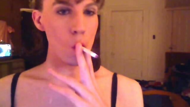 Femme Fatale`s Smoking Seduction: A Sultry Fetish Video