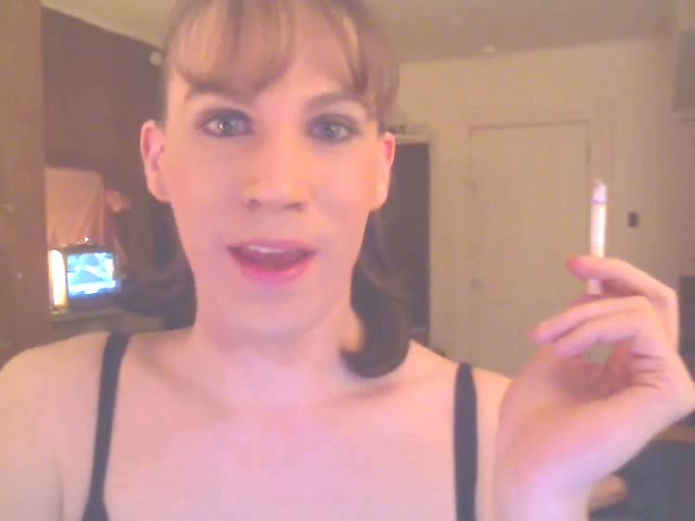 Femme Fatale`s Smoking Seduction: A Sultry Fetish Video
