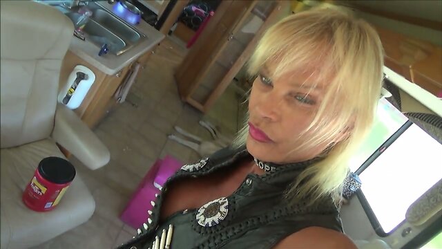 leather slut shemale