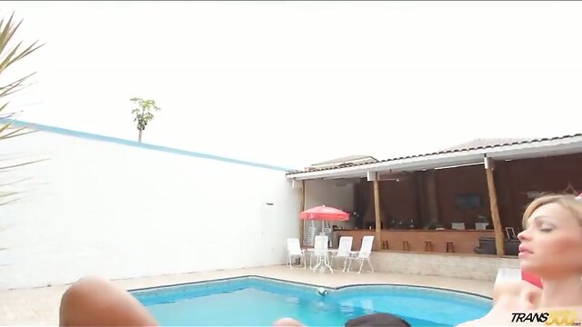 Viviane Silva and Carla Novaes fuck each other