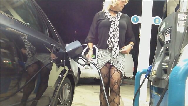 New Leggy Skirt Gas Station Flashing