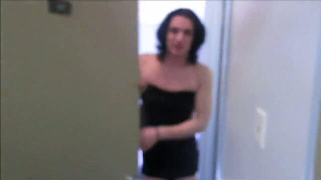 Hot Babe`s Intense Blowjob: Breathless Pleasure!