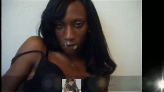 TS Nikki Envee Skeeks Off