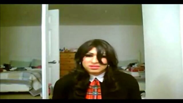 Schoolgirl - Veronica Mendez