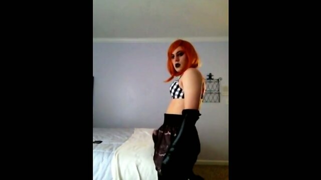 Insanely Hot Redhead CD cums