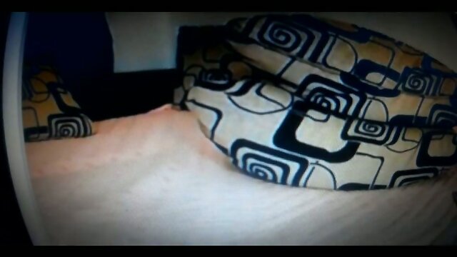 Beauty and Sensuality Redefined: Stunning Model`s Intimate Performance