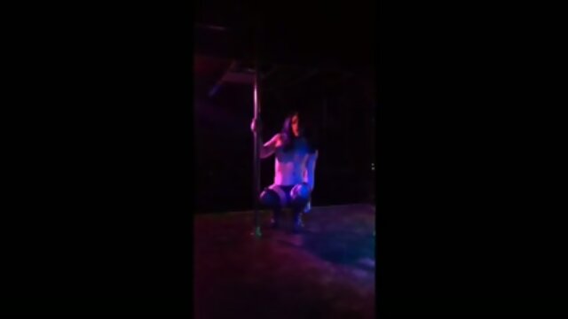 Sensational Shemale Performance: On Stage and Ready to Seduce!