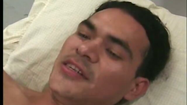 Vintage Pleasure: An Experienced Adult Star`s Sensual Performance