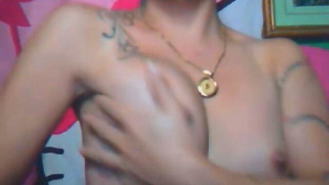 hugecock Shemale Sucks Own Dick and Cums