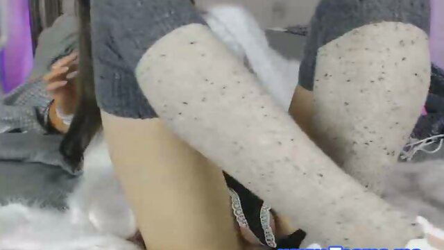 Cute Shemale Babe Fucked by Her Huge Dildo