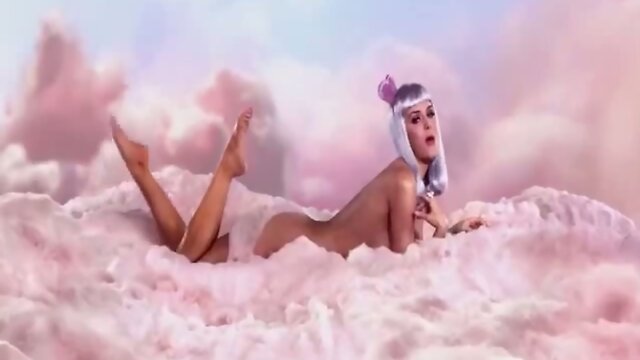 Porn Pop vs Sexy Trap Epic Video