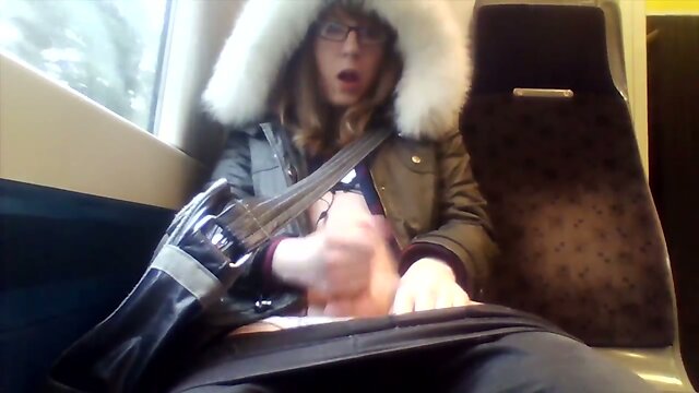 transgender public masturbation clovertrap