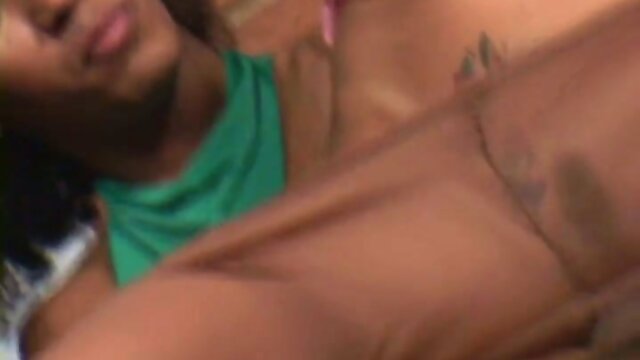 Shemale fucks girl in pantyhose