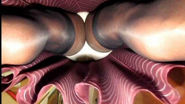 Upskirt Flasher 6321H