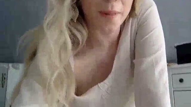 Maybe the sweetest tgirl i ever seen