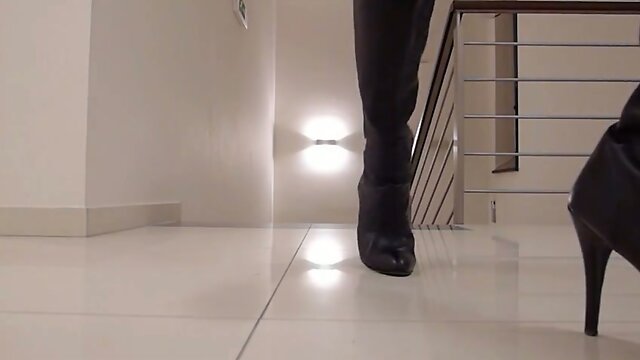 fetishtrans in boots and leather june 2016 update