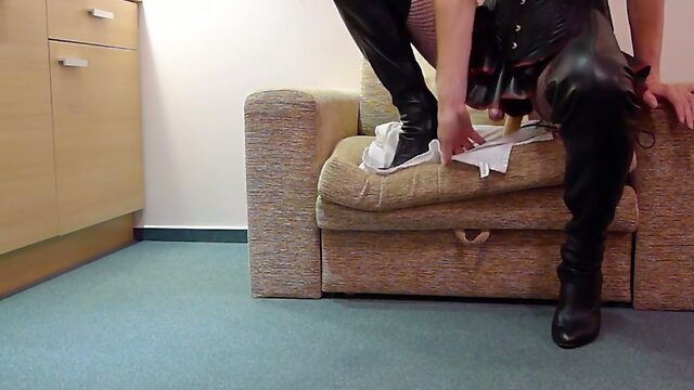 fetishtrans in boots and leather june 2016 update