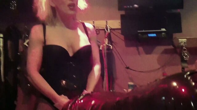 Exploring the Limits of Pleasure: A Hard Latex BDSM Scene