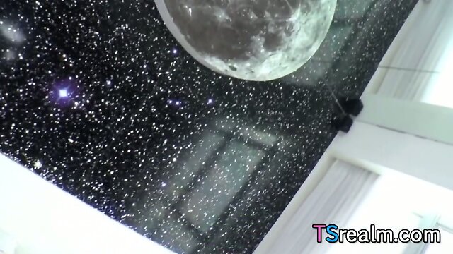 Lovely Tgirl Viviany Victorelly Sucks Cock