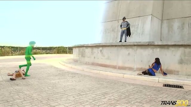 Sweet tranny Isabella Cruz fucked in all holes by two boys