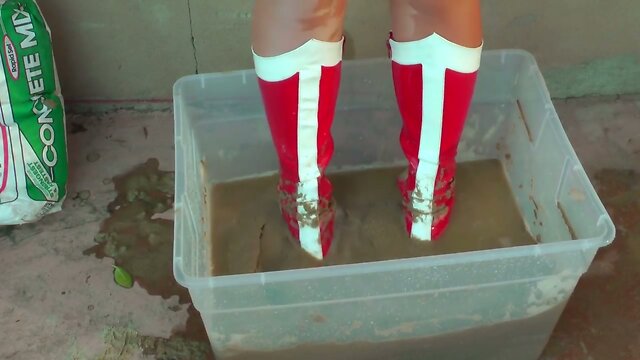 Wild Naughty Night of Pleasure: Trap Porn Video