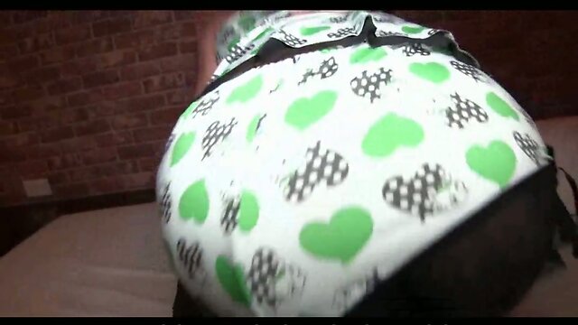 Ladyboy Nenynan Fat Cock Blowjob