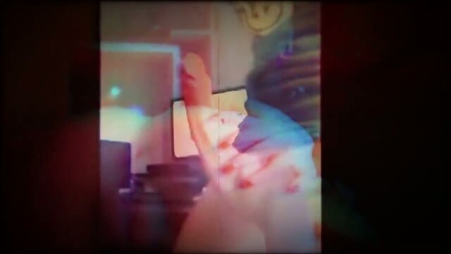 Sissy Loop - Stroke It