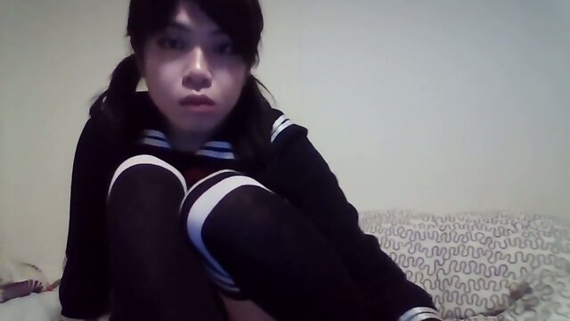 ASAIN LADYBOY SCHOOLGIRL SOLO