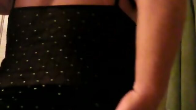 Chubby shemals big tits danci g i front of a mirror