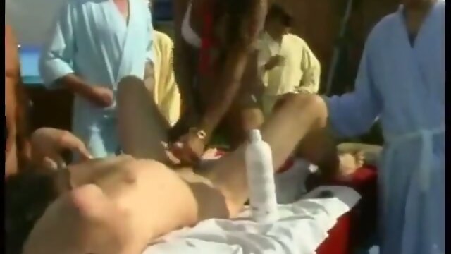 Shemale Swinger Rich Party