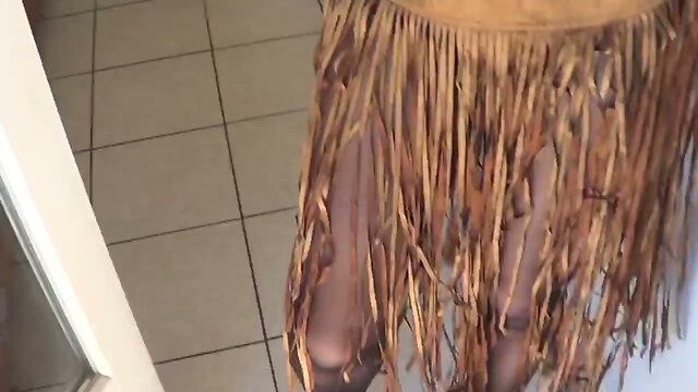 Seductive Indian Skirt Tease: Captivating Beauty Unleashed