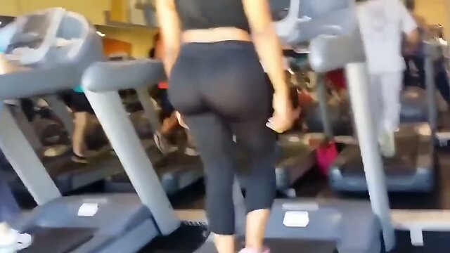 Big Ass Babe Gets Down & Dirty in Naughty Workout Session!