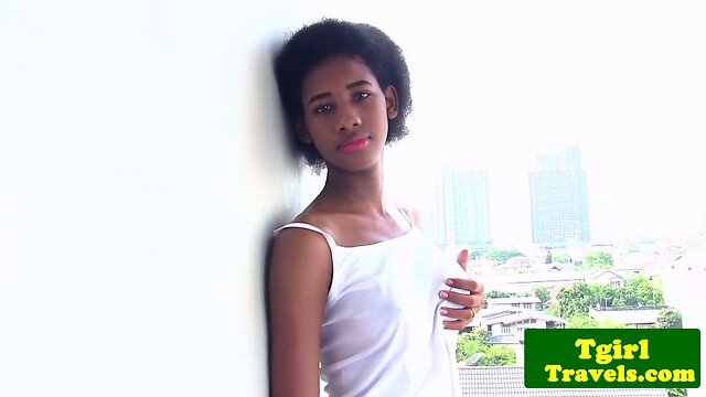 Black tgirl spreading her ass and jerking